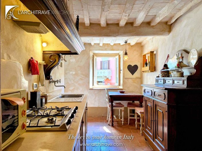 Image No.7-1 Bed House for sale