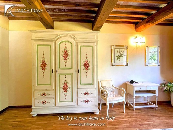 Image No.15-3 Bed House for sale