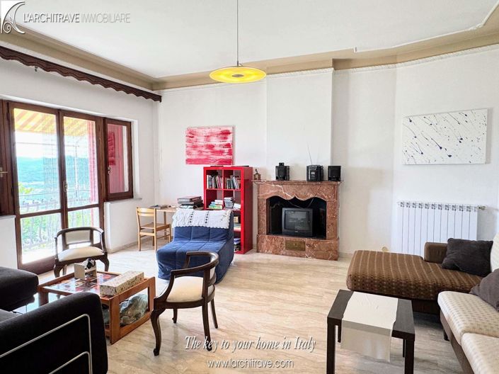 Image No.4-3 Bed Villa for sale