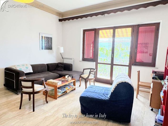 Image No.5-3 Bed Villa for sale