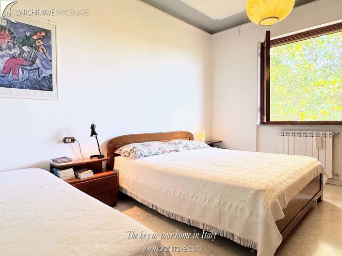 Image No.6-3 Bed Villa for sale