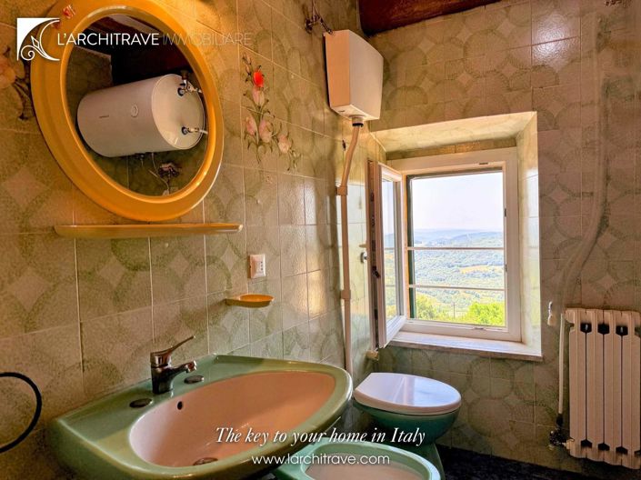 Image No.19-2 Bed House for sale