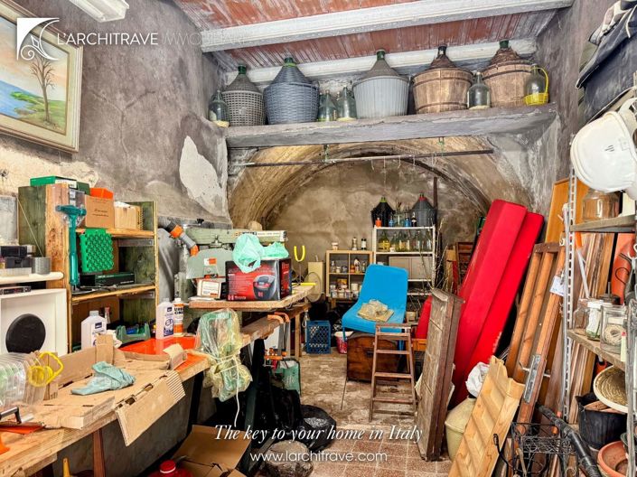 Image No.23-2 Bed House for sale