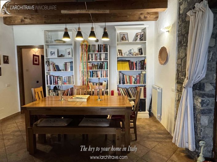 Image No.13-5 Bed Villa for sale