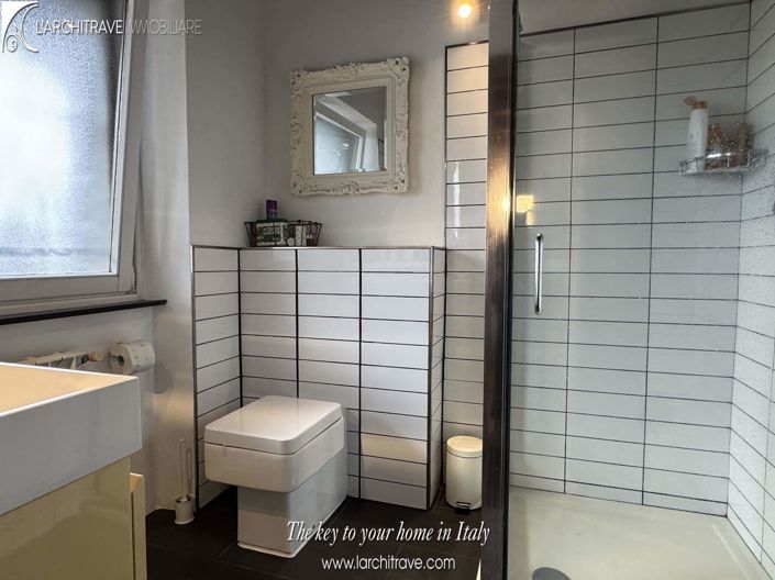 Image No.15-5 Bed Villa for sale