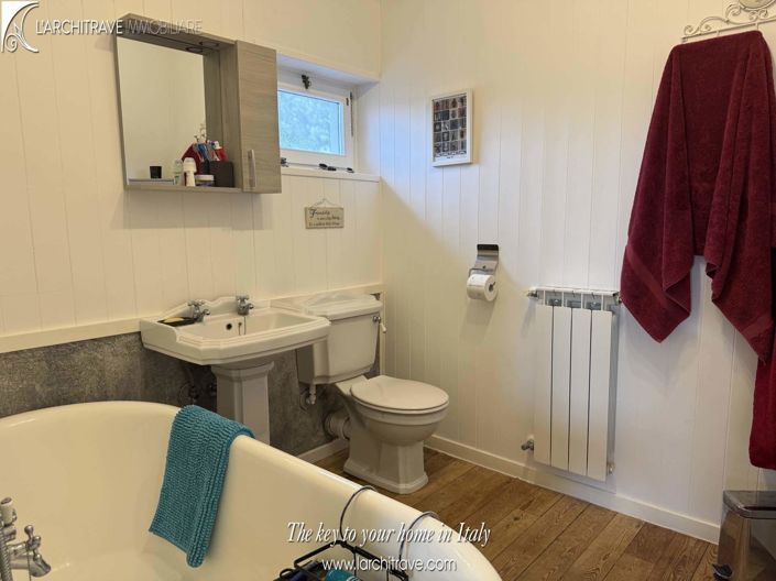 Image No.22-5 Bed Villa for sale