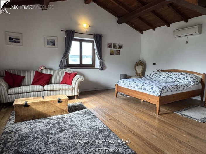 Image No.23-5 Bed Villa for sale