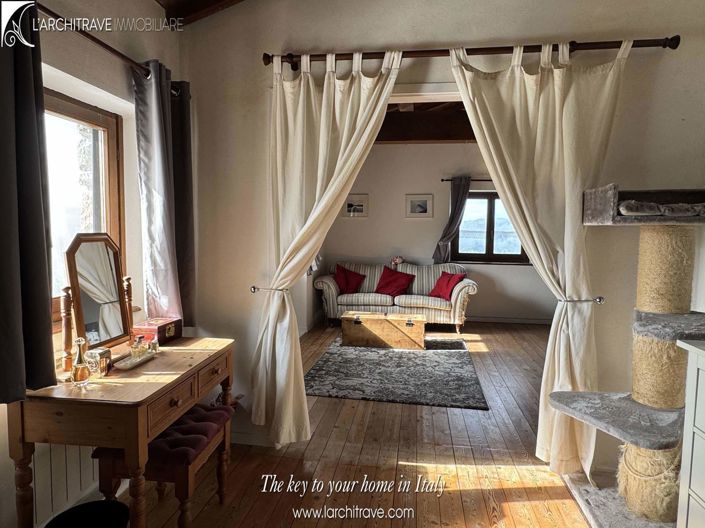 Image No.24-5 Bed Villa for sale