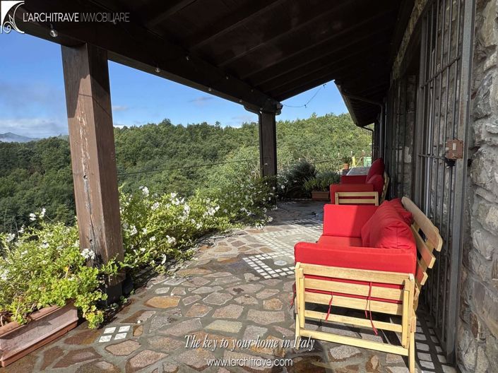 Image No.28-5 Bed Villa for sale