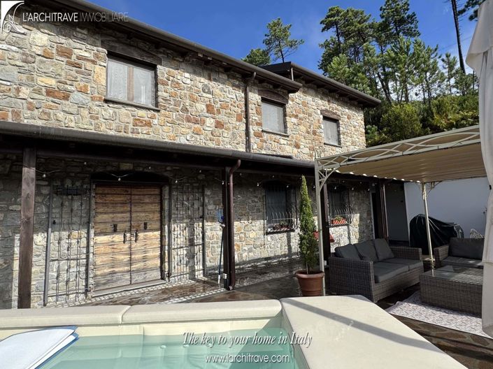 Image No.37-5 Bed Villa for sale