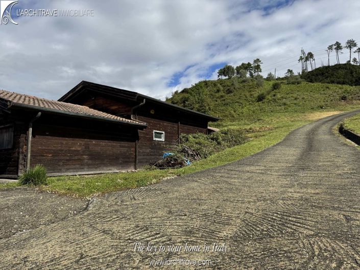 Image No.40-5 Bed Villa for sale