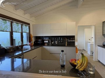 efb031a9-5e27-f12f-8daf-f11d97e0fe7a