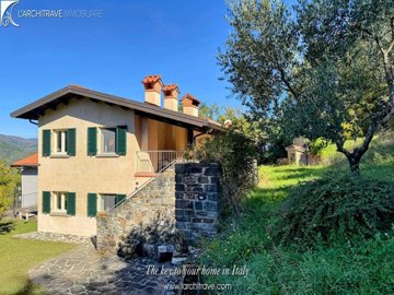 5 Bed House for sale