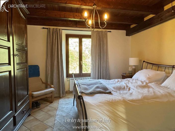 Image No.8-2 Bed House for sale