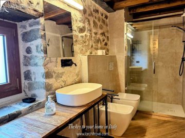 0bfe67a6-b37d-d5ec-b011-9575dd76e8df