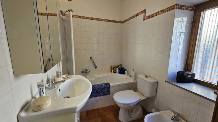 Image No.11-3 Bed Villa for sale