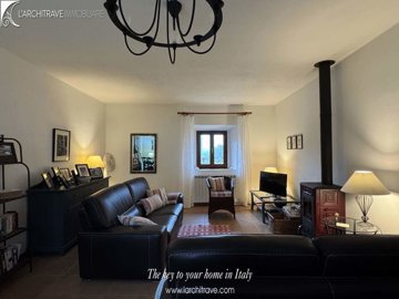 6b14260f-91d1-d4c9-c0d4-9242f291a169