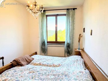 22c605bd-6f39-41d6-6635-009d115bc45a