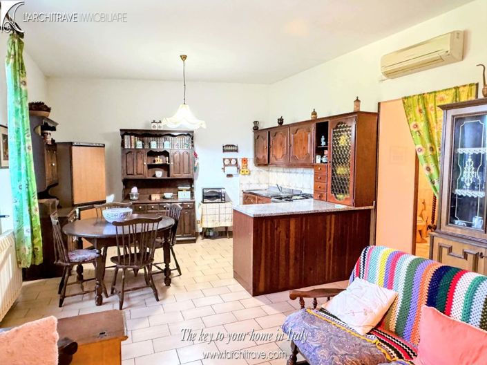 Image No.3-3 Bed House for sale