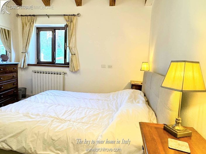 Image No.15-2 Bed House for sale