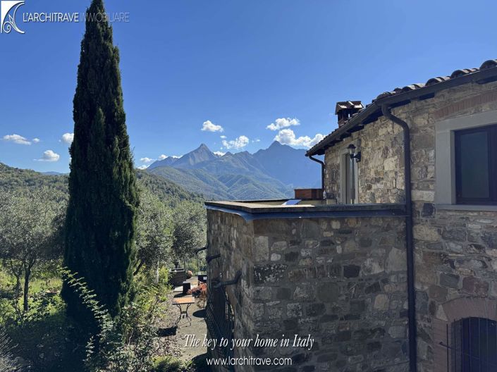 Image No.4-2 Bed House for sale