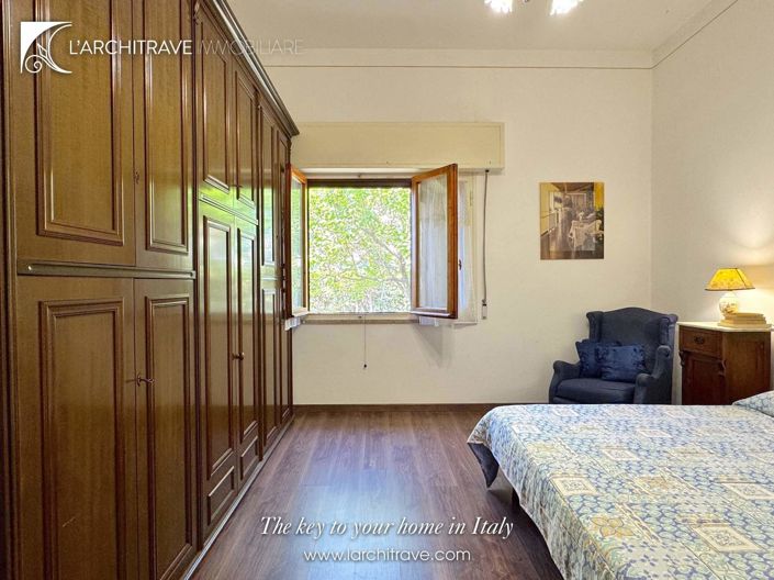 Image No.23-4 Bed Villa for sale