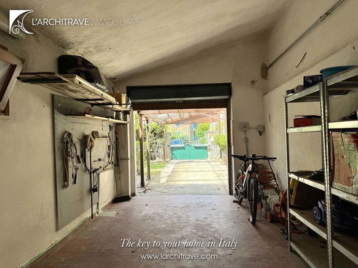 Image No.31-4 Bed Villa for sale