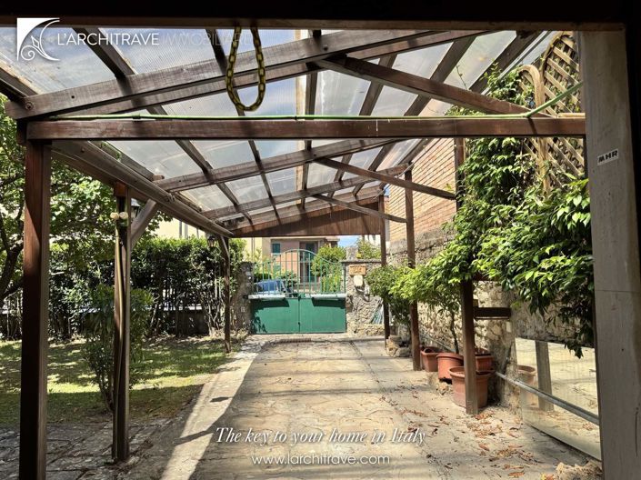 Image No.32-4 Bed Villa for sale