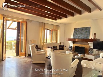 8959c943-4a8c-4bb0-9cf8-4cadb94097da