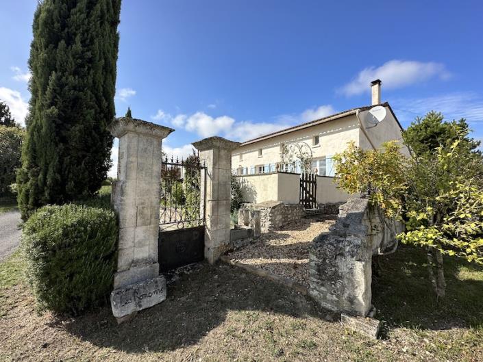 Image No.2-5 Bed Country House for sale