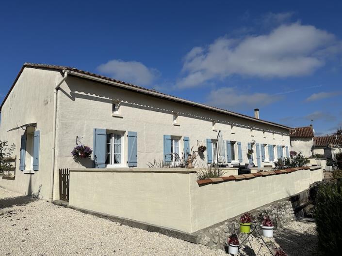 Image No.8-5 Bed Country House for sale