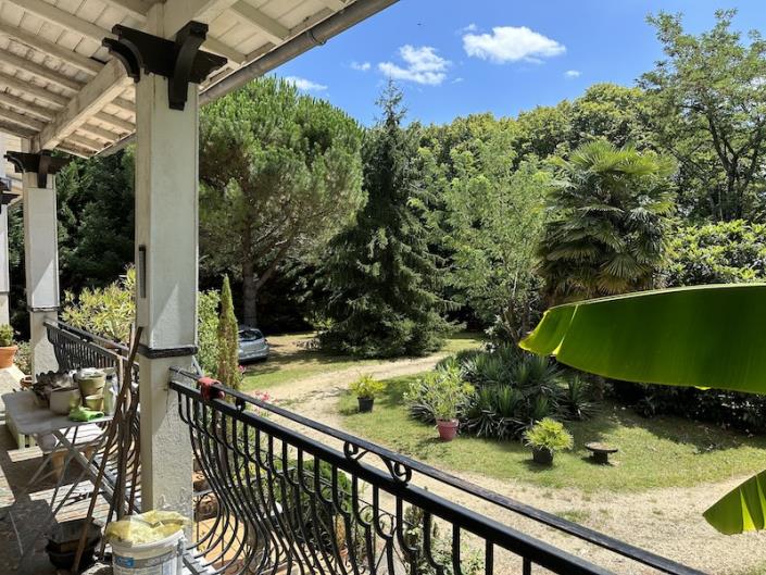 Image No.11-6 Bed House for sale