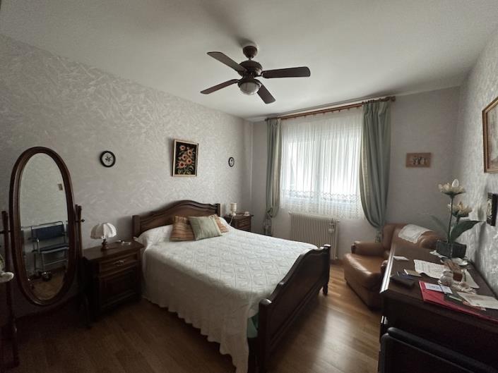 Image No.5-4 Bed House for sale