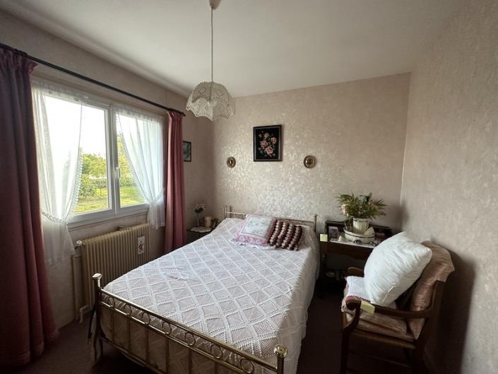 Image No.6-4 Bed House for sale