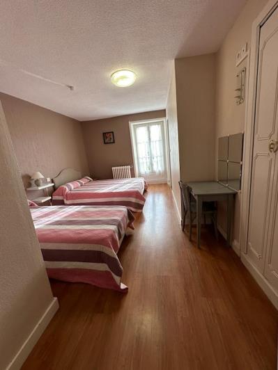 Image No.6-18 Bed Commercial for sale