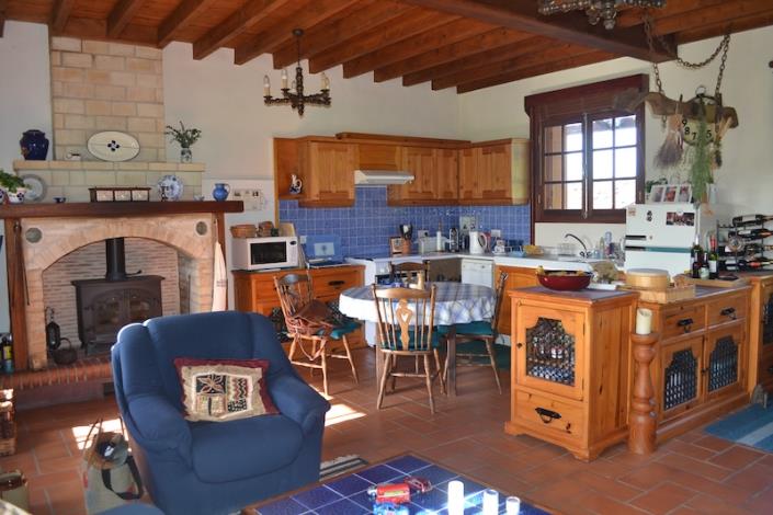 Image No.2-3 Bed Country House for sale