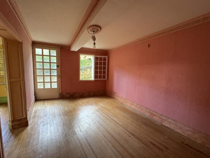 Image No.7-3 Bed Cottage for sale