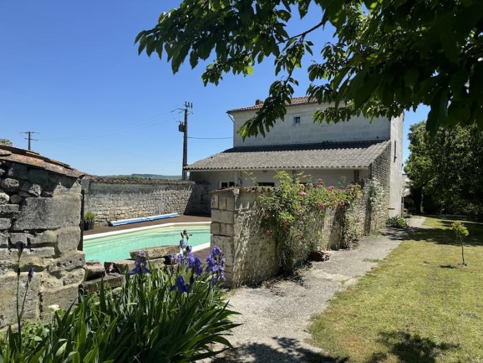 Image No.7-4 Bed House for sale