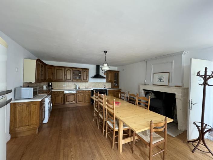 Image No.4-15 Bed Country Property for sale