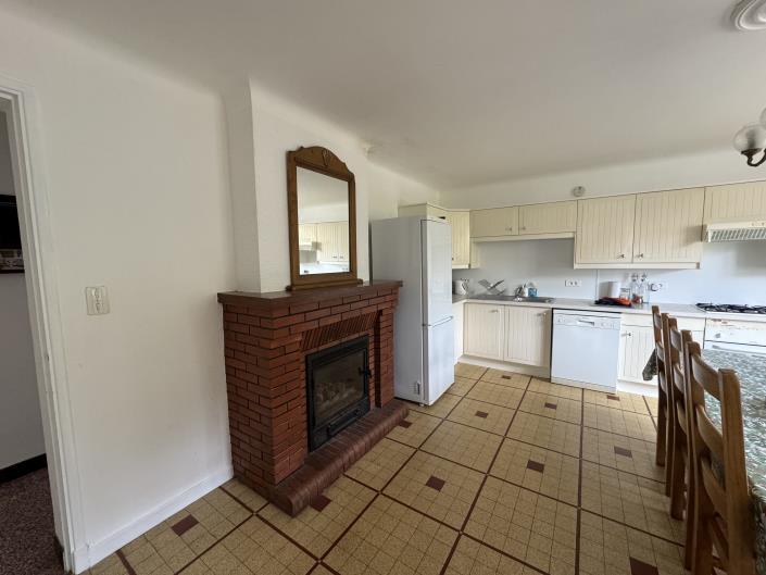 Image No.8-15 Bed Country House for sale