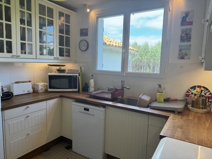 Image No.6-5 Bed Farmhouse for sale