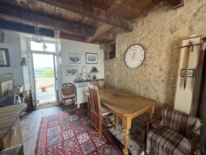 Image No.8-3 Bed Village House for sale