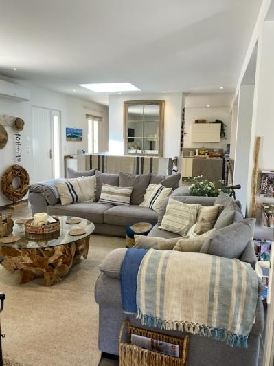 Image No.5-5 Bed Country House for sale