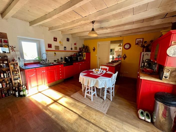 Image No.6-3 Bed Farmhouse for sale