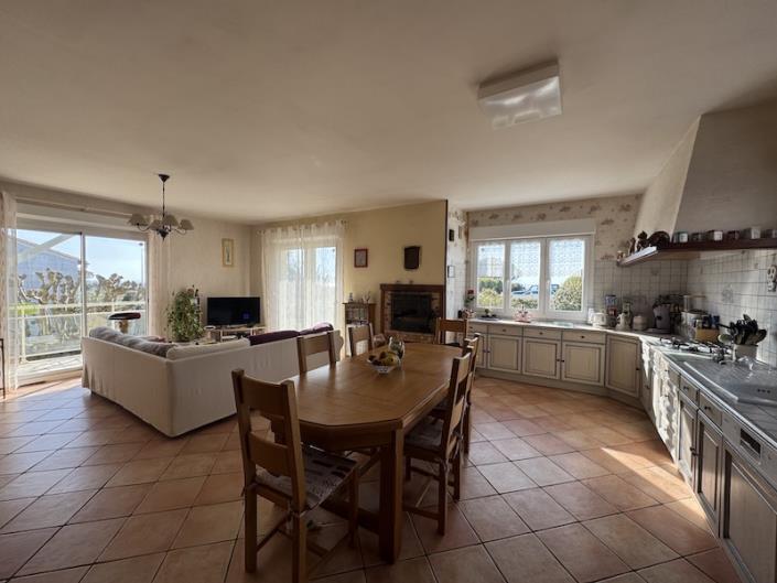 Image No.6-4 Bed House/Villa for sale