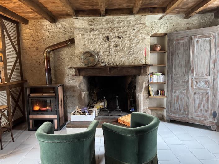 Image No.4-3 Bed Village House for sale