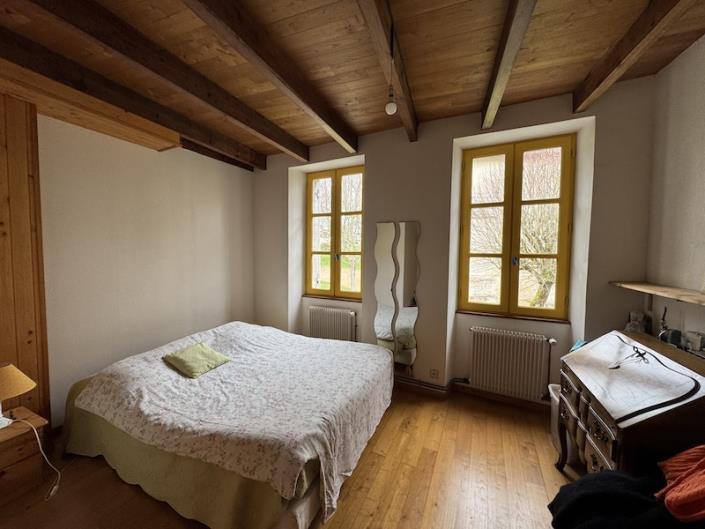 Image No.9-3 Bed Village House for sale