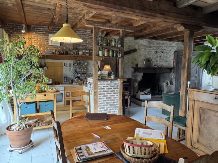 Image No.2-2 Bed Townhouse for sale