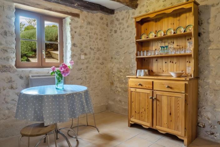 Image No.2-2 Bed Country House for sale