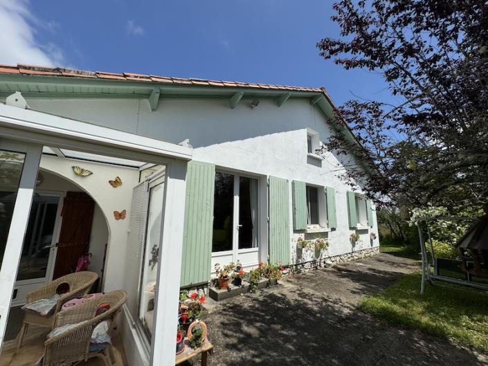 Image No.10-5 Bed Country House for sale